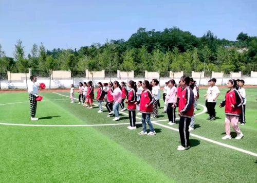 志愿服務鄉(xiāng)村行，三門峽市教育局助力鄉(xiāng)村旅游發(fā)展