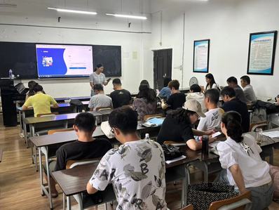 以服務師生為宗旨的財務處 點對點精準服務與教育信息咨詢的創(chuàng)新實踐